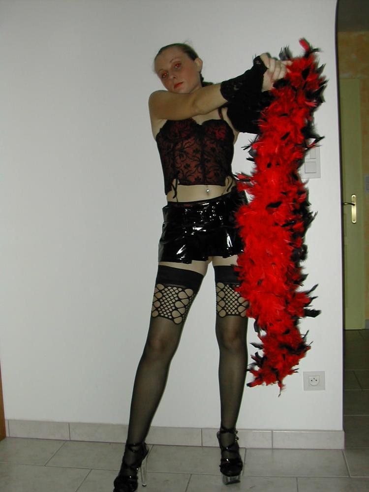 22P ponytailed leather and latex girls 33