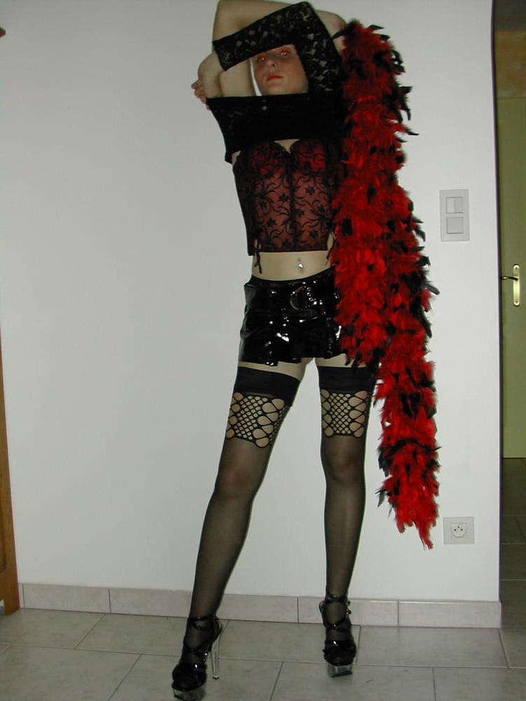 22P ponytailed leather and latex girls 33