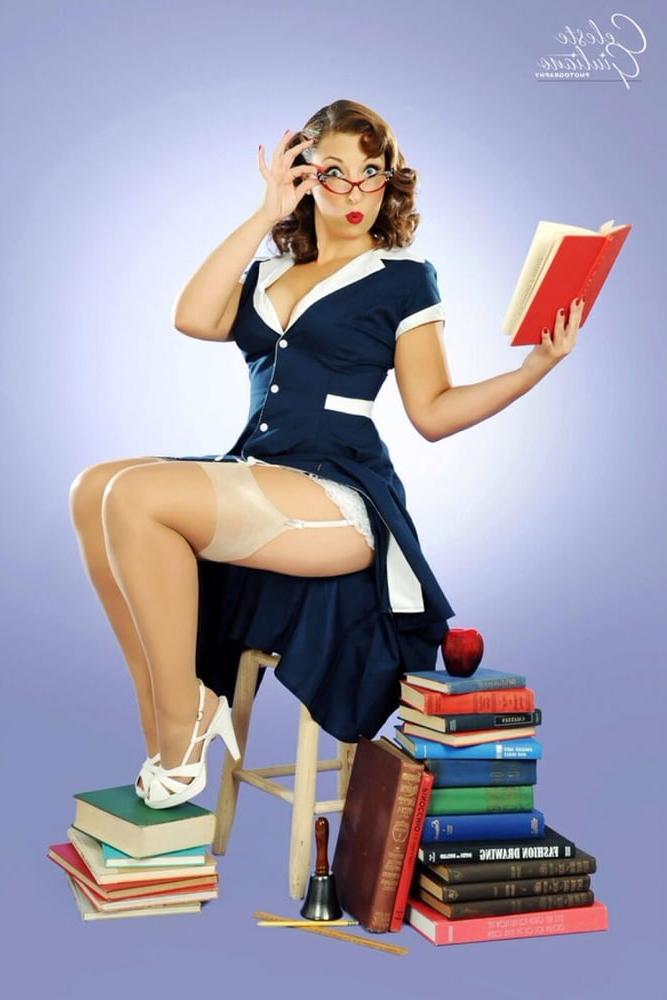 25P Pin up teacher