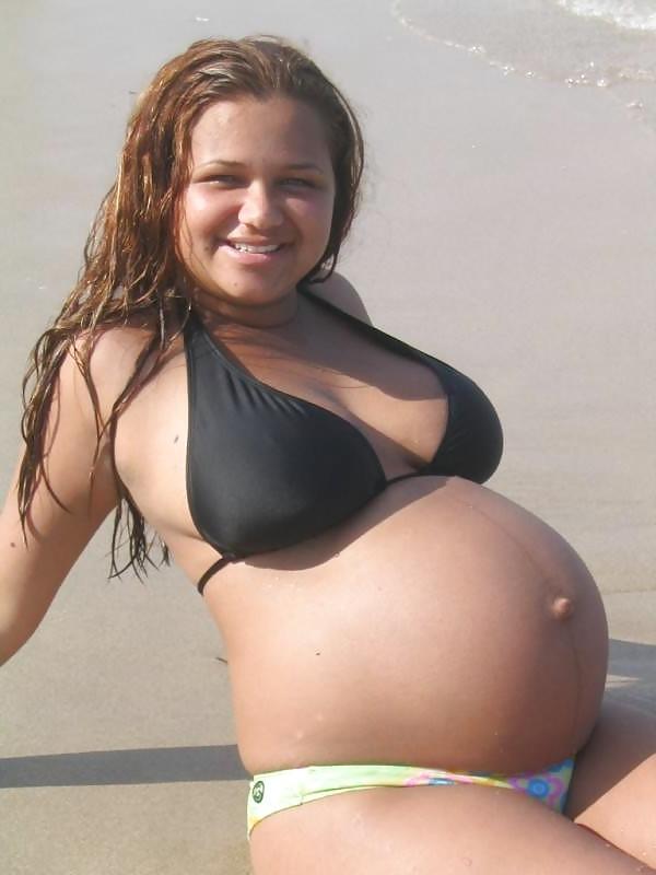 25P Pregnant babe's