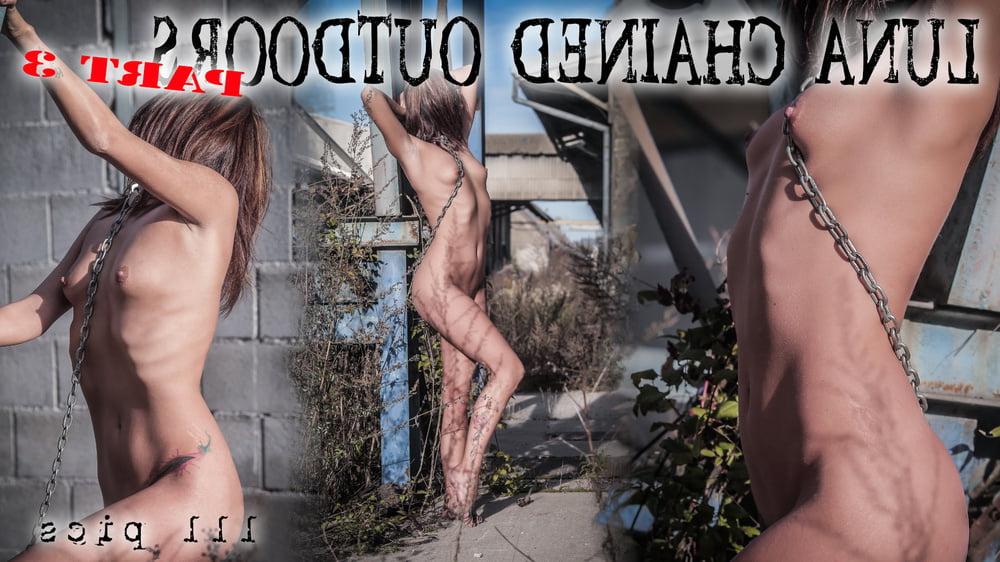 25P Chained outdoors