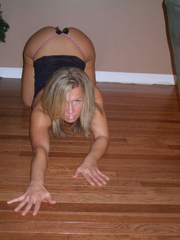 25P FIT MILF