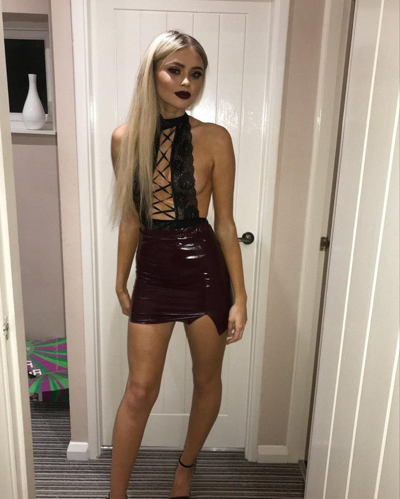 25P No Bra 23