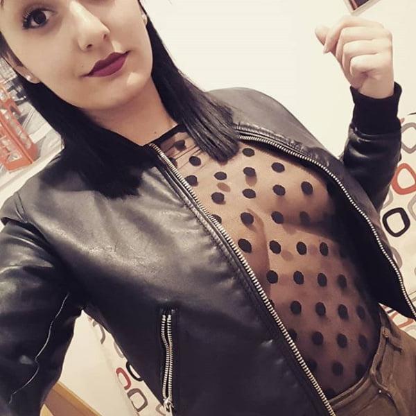 25P No Bra 23