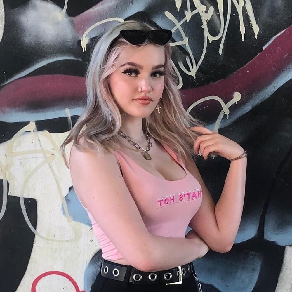 8P UK Girls 2020 - vol 62