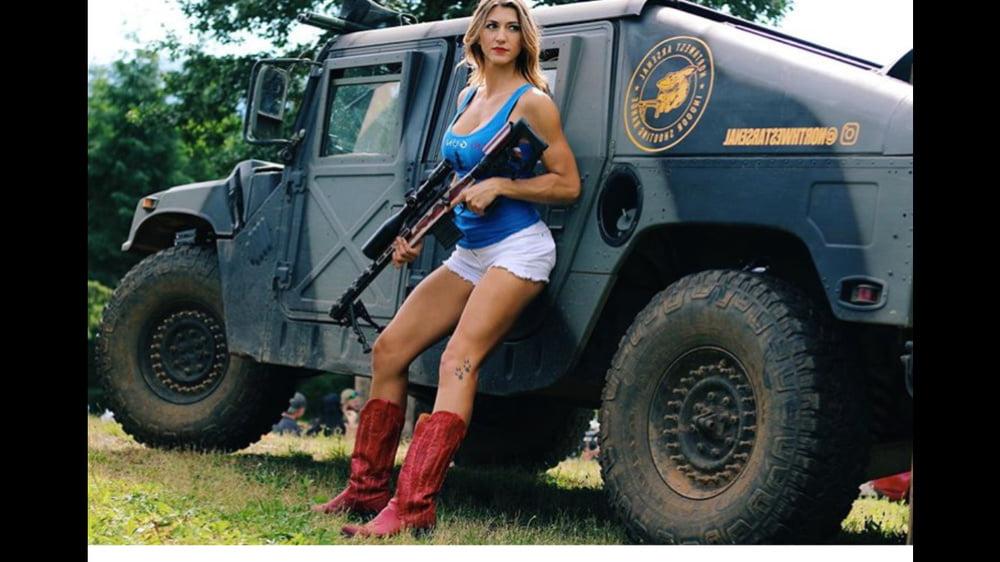 25P Big Booby Gun Girls