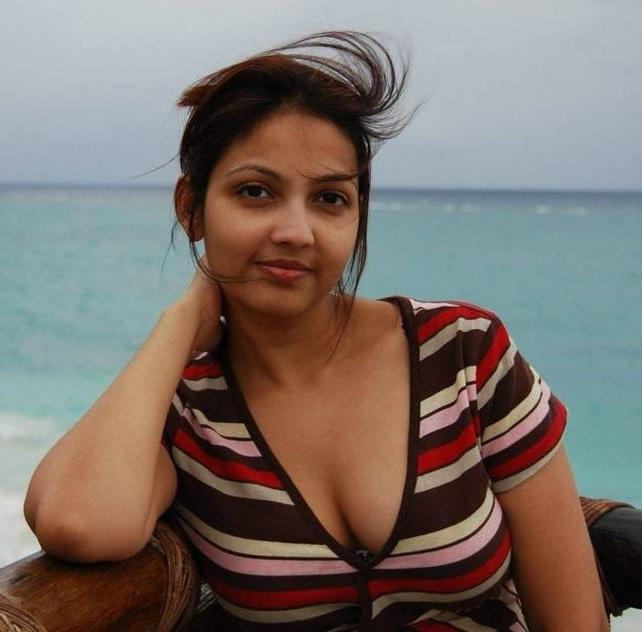 8P Hot Girlfriend Goa