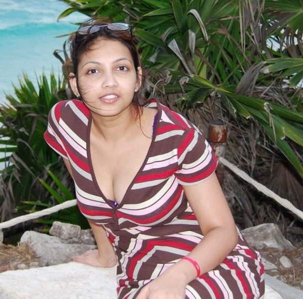 8P Hot Girlfriend Goa
