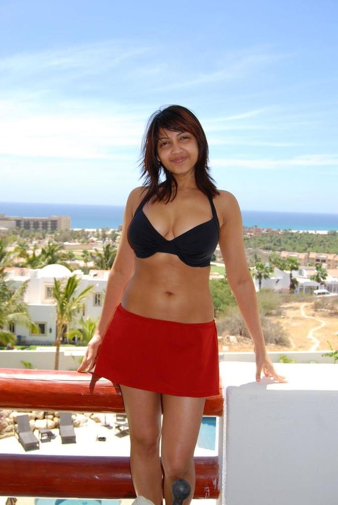 8P Hot Girlfriend Goa