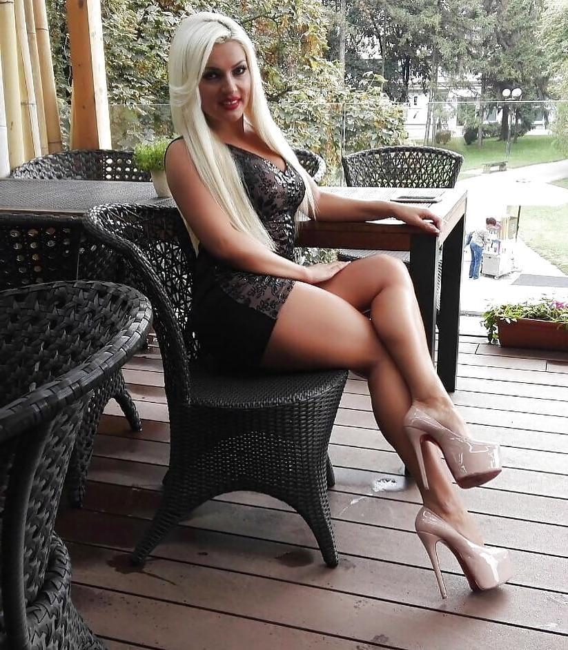 25P Amazing Bimbos - Horny Plastic &amp; Fake Tits Sluts 61