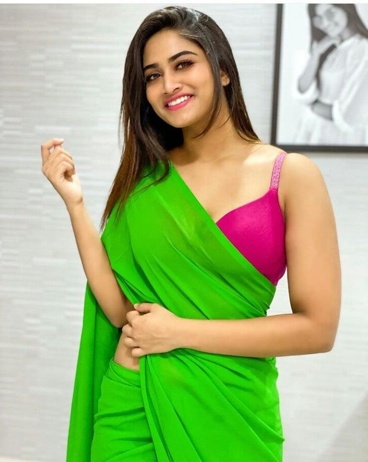 13P Shivani the bra girl