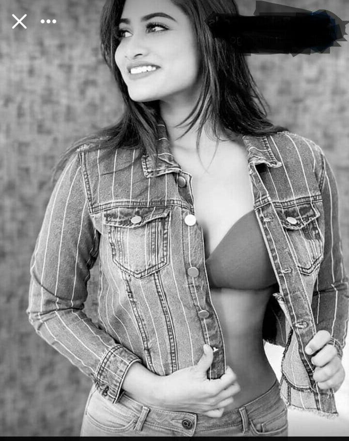13P Shivani the bra girl