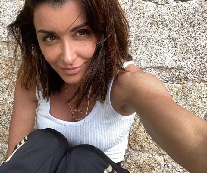6P JENIFER FACE A FOUTRE