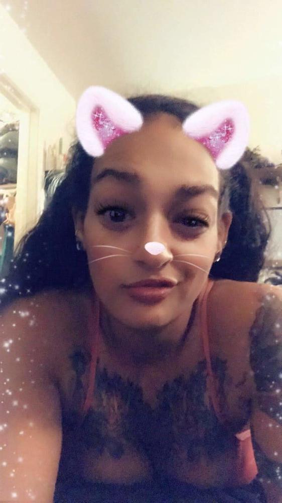 25P Alisha A leitl senior homewrecker a class A bar fly slut c