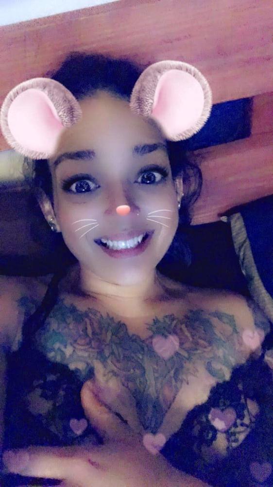 25P Alisha A leitl senior homewrecker a class A bar fly slut c
