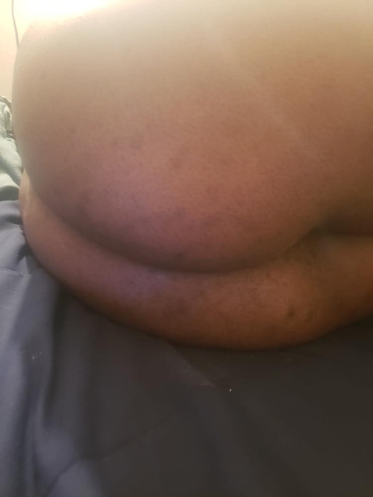 24P Thick ass girlfriend