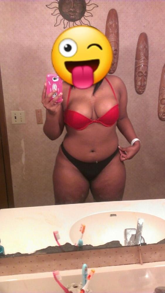 24P Thick ass girlfriend