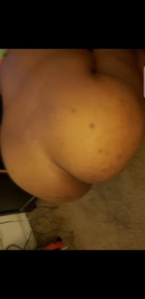 24P Thick ass girlfriend