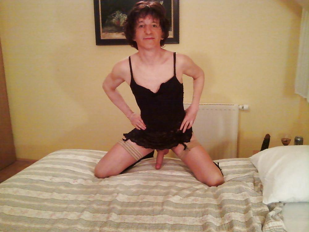 19P Cum on my pictures