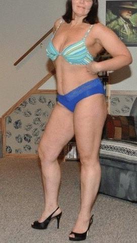 25P matures in bra and panty front and back 3