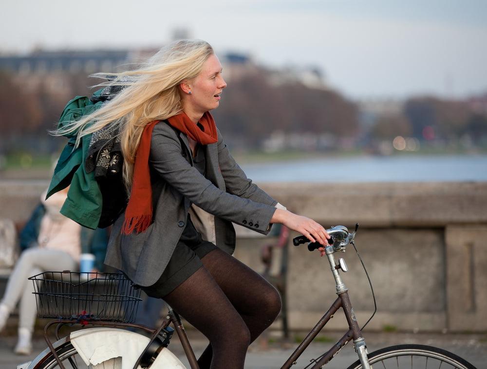 25P Biker's On The Street Wearing Pantyhose Vol.2