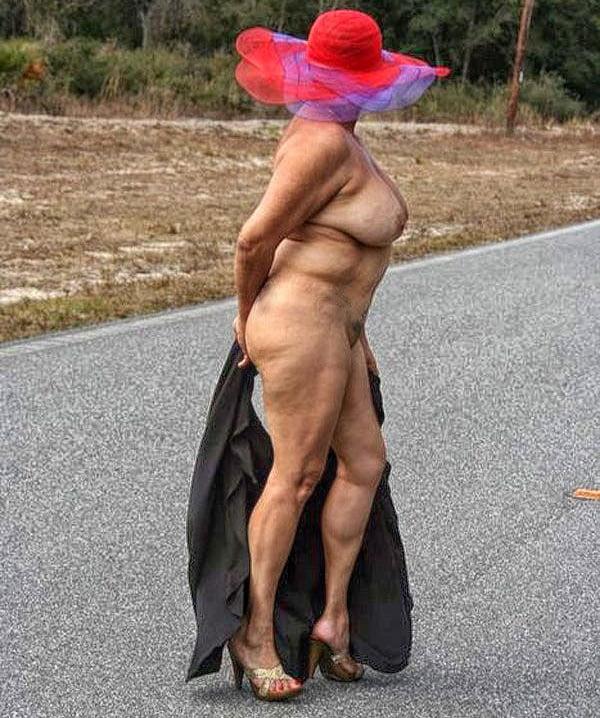 25P It's some thick ass white women outside pt.6
