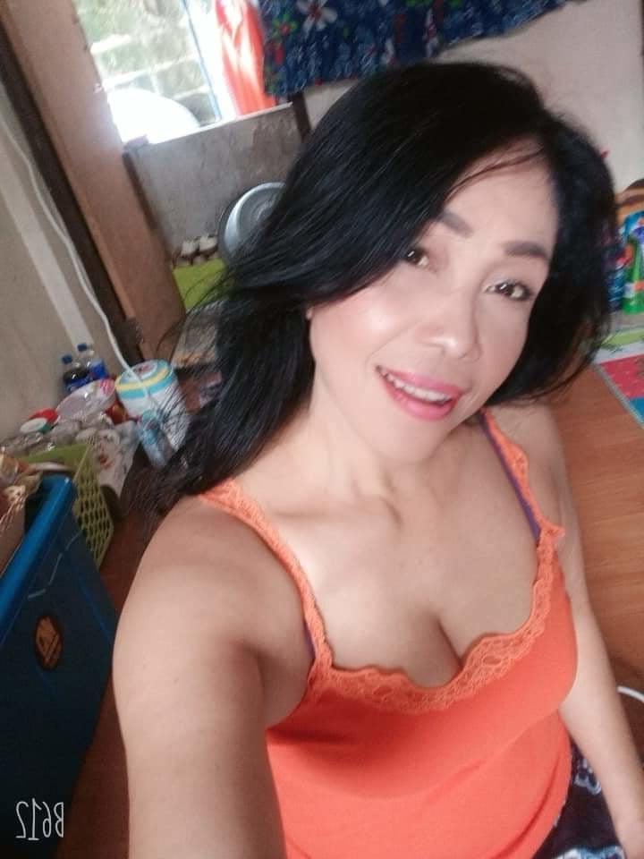 25P Big tits slut
