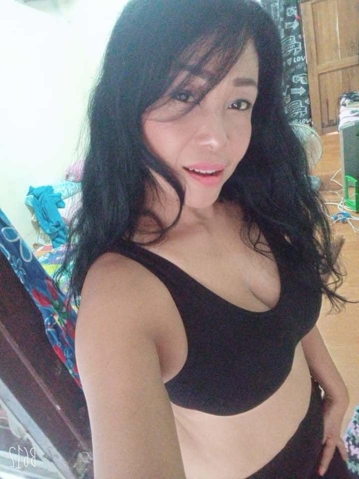 25P Big tits slut