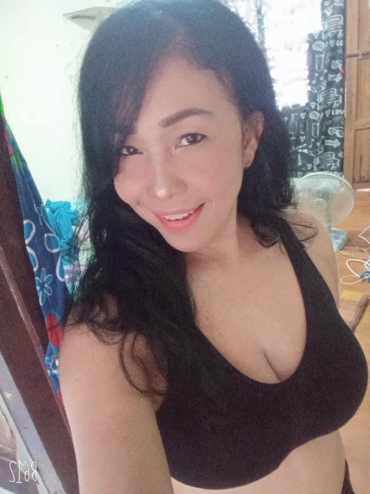 25P Big tits slut