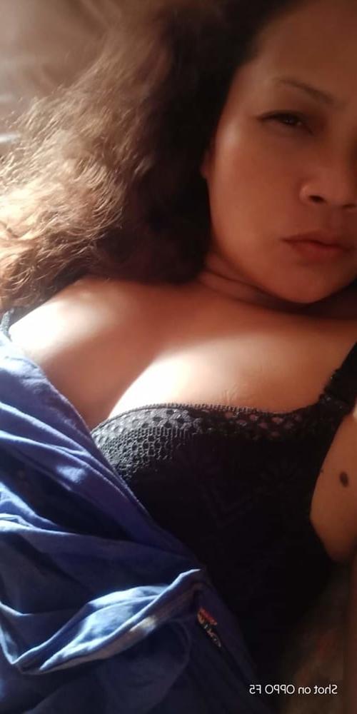 25P Big tits slut