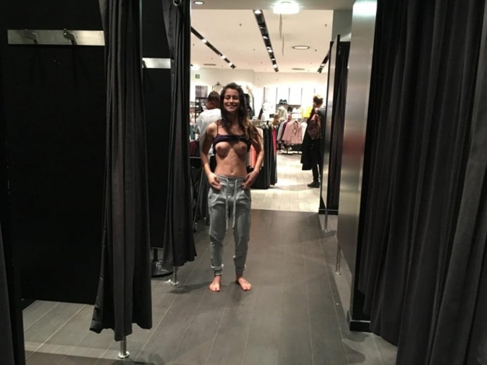 24P In the changing room
