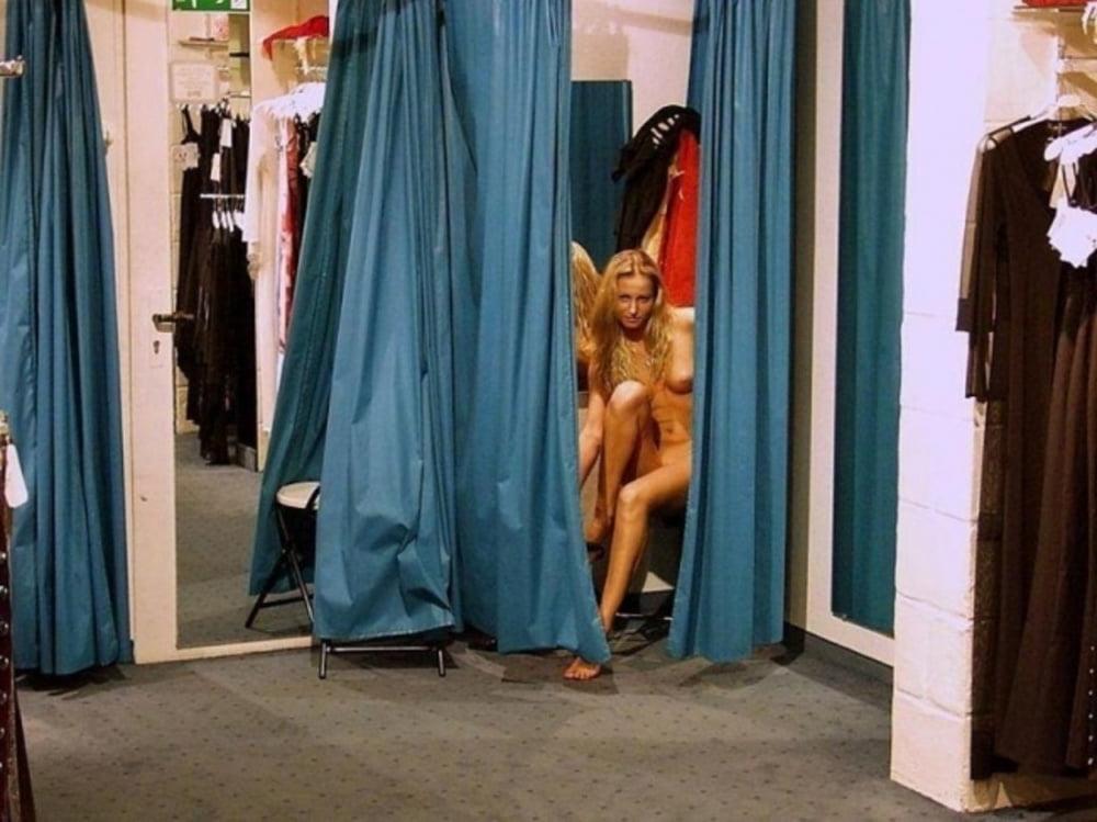 24P In the changing room