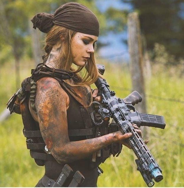 9P Soldiers and Girls with Guns