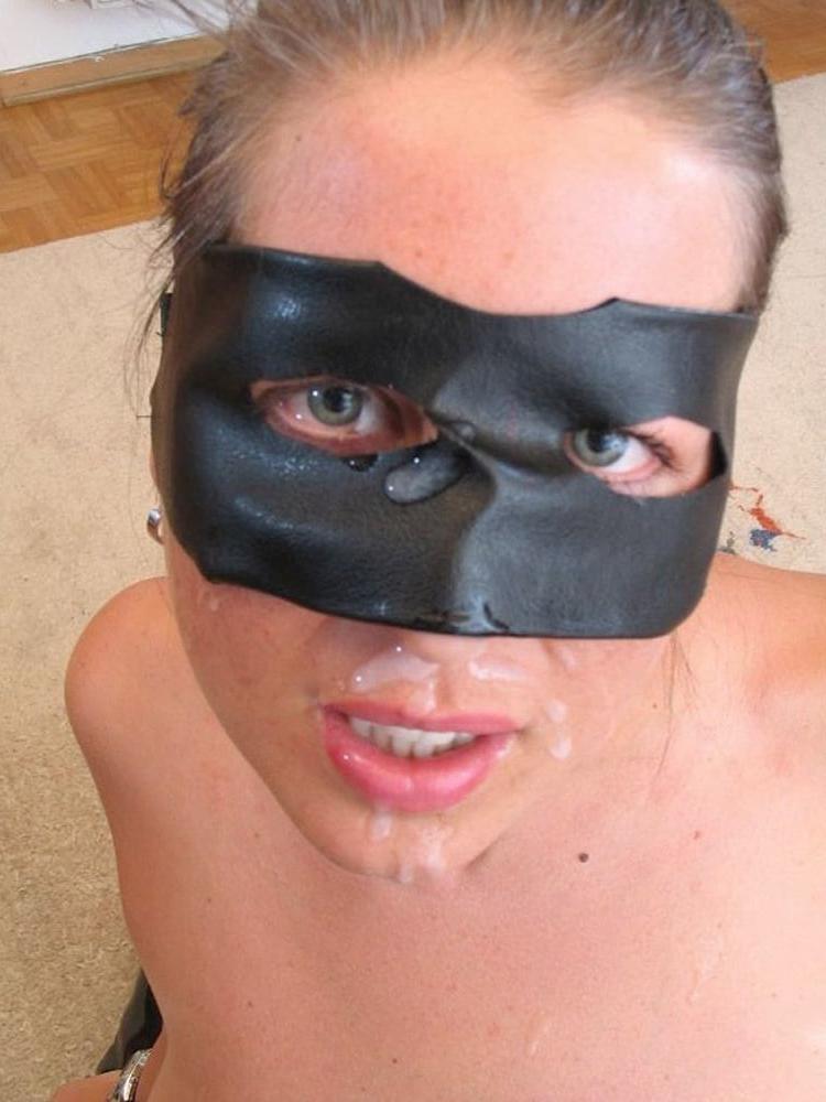 14P ponytailed leather and latex girls 32