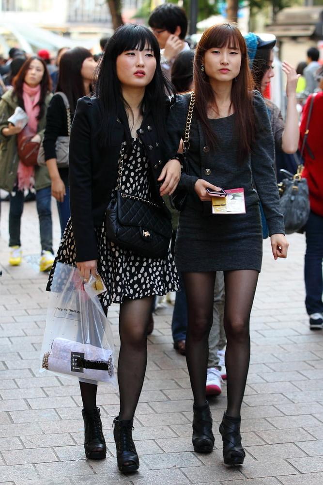 25P Street Pantyhose - Real Life Asian Cunt in Tights