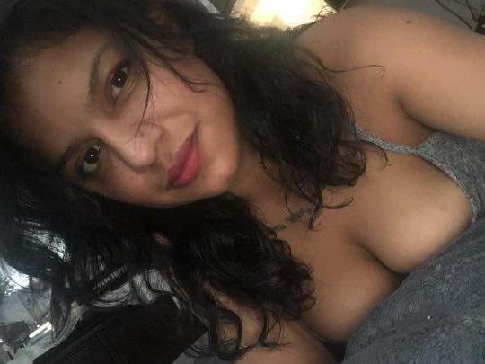 17P Pompano Beach FL Latin Bar Slut