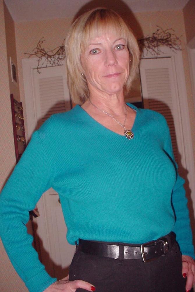 25P Girlfriend Janet