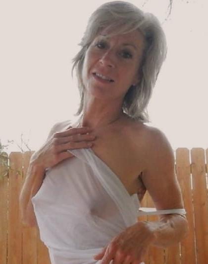 20P see through no bra - transparence 61