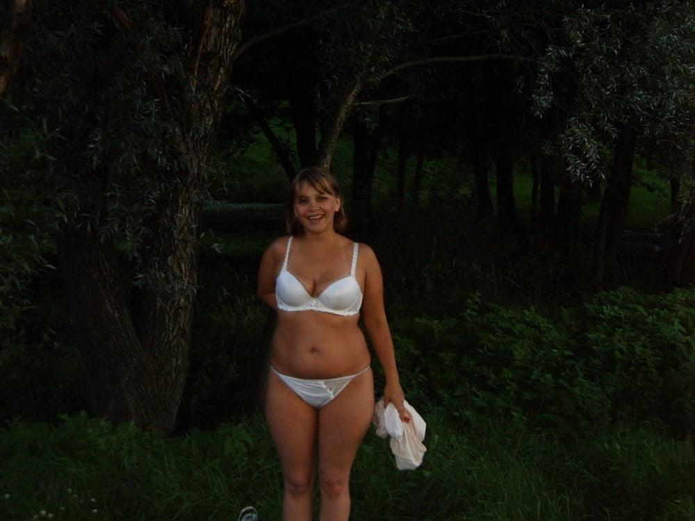 25P milfs in bra