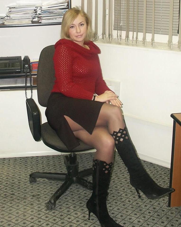 25P Office Girls