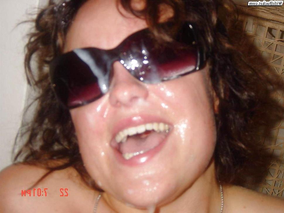 25P Women I like to kiss... 