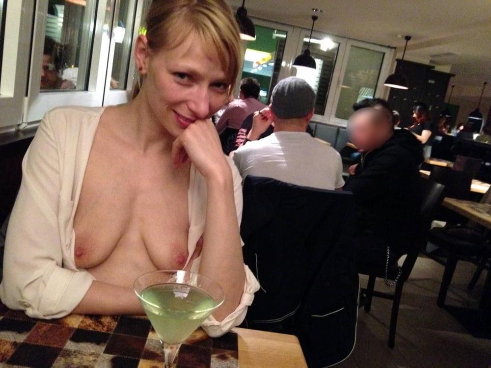 25P Girls I Like 47, Upskirts