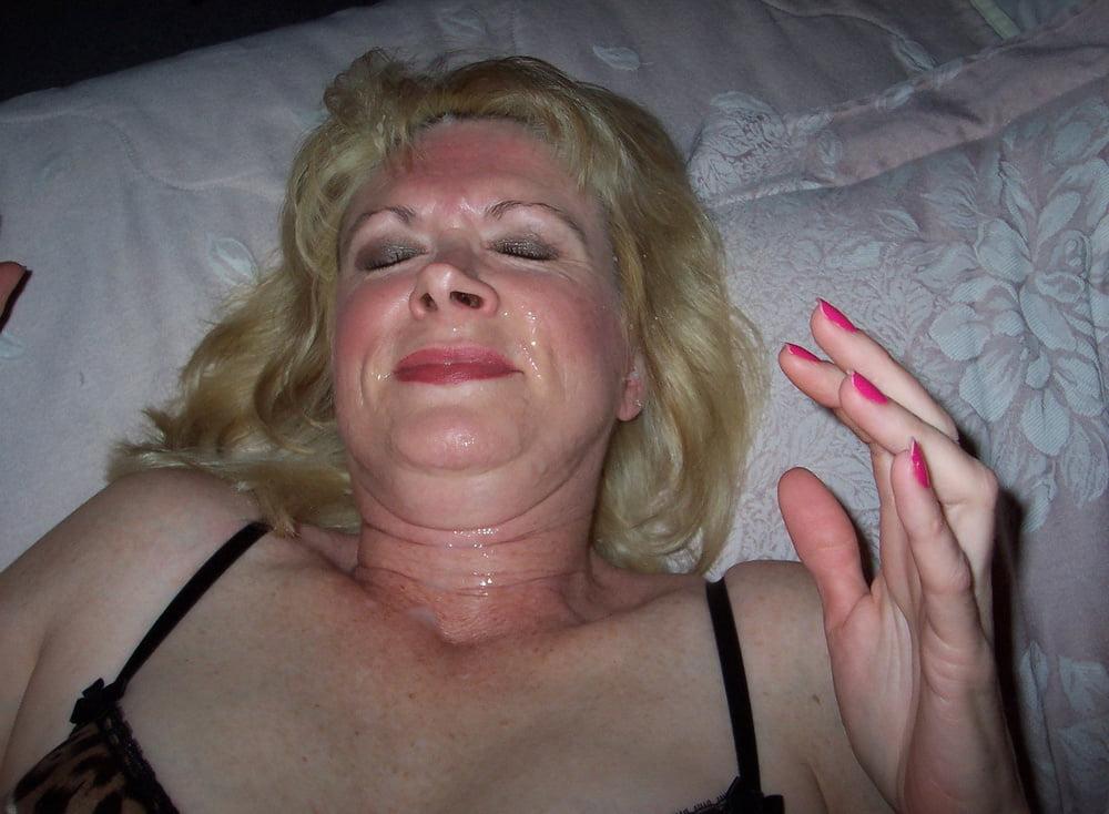 25P Girlfriend Frances