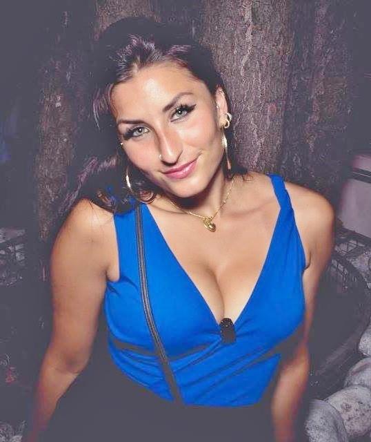 20P Private parties - mature women only (LXVI)