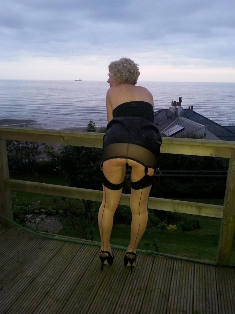25P In Your Face From The Rear 184