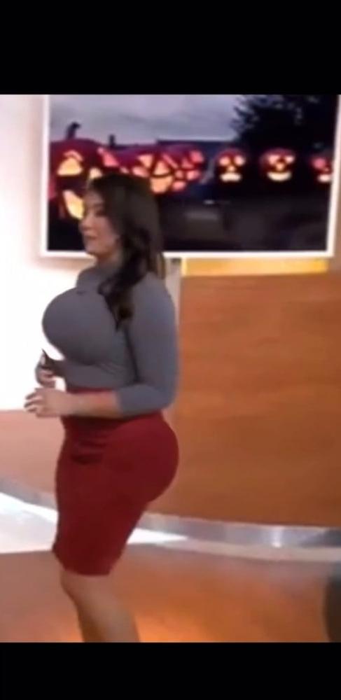 21P Weather Channel's thick ass Felicia Combs