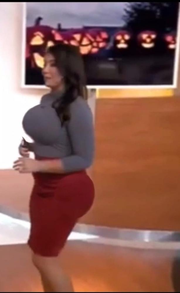 21P Weather Channel's thick ass Felicia Combs