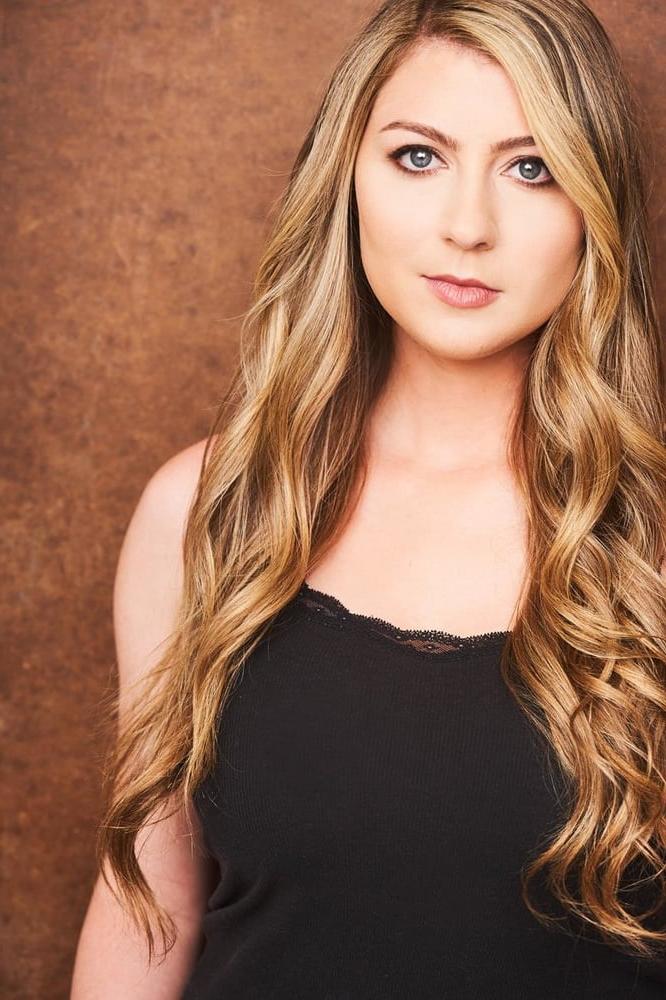 25P Katie Wilson Blonde Youtube Tease