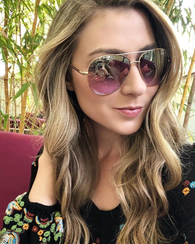25P Katie Wilson Blonde Youtube Tease