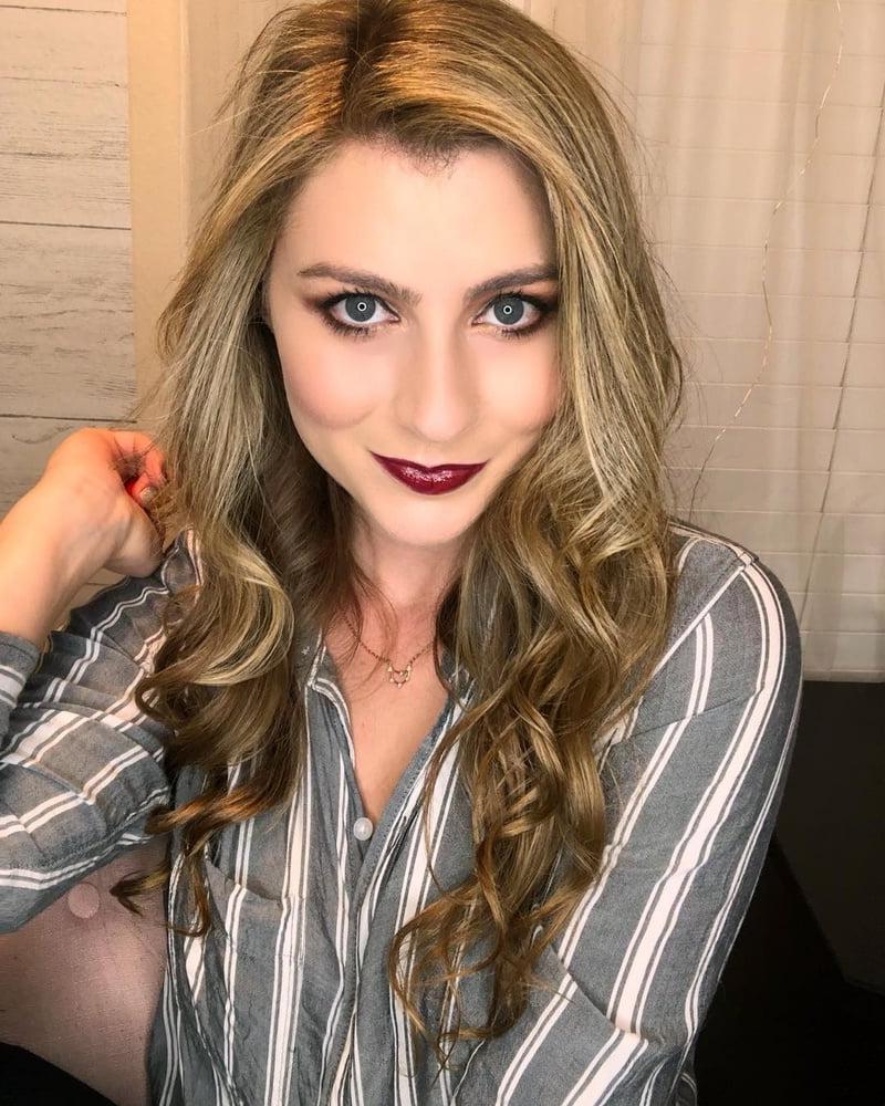 25P Katie Wilson Blonde Youtube Tease